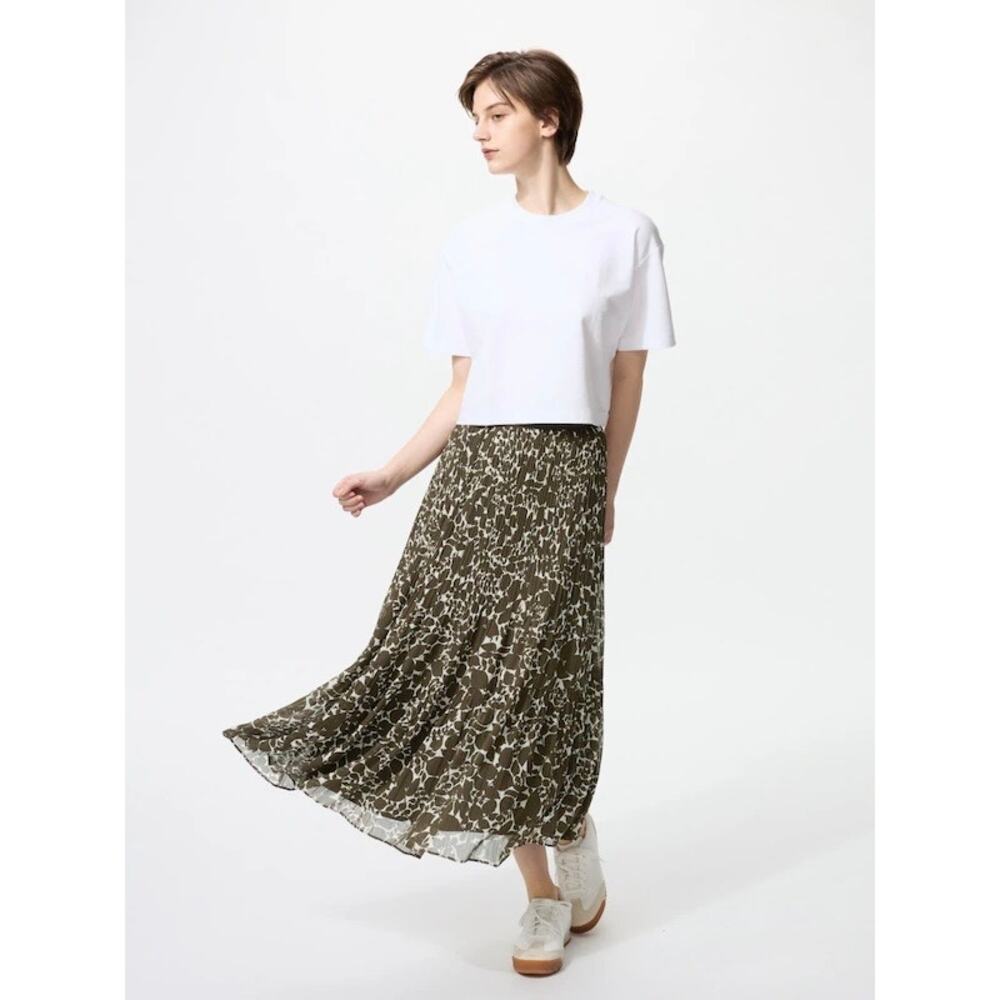 Uniqlo Chiffon Tiered Skirt Printed Olive Pleated Maxi Midi Elastic Waist L
